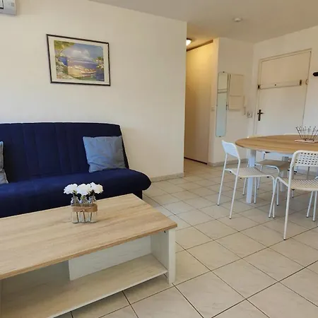 Апартаменты Lovely Spacious Nest In Port *